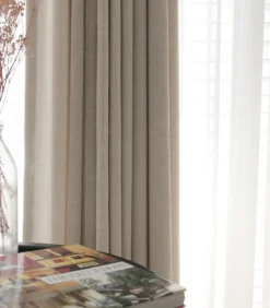 Rèm Vải Bố Màu Kem Nhạt - Mẫu rèm vải chống nắng cản nhiệt