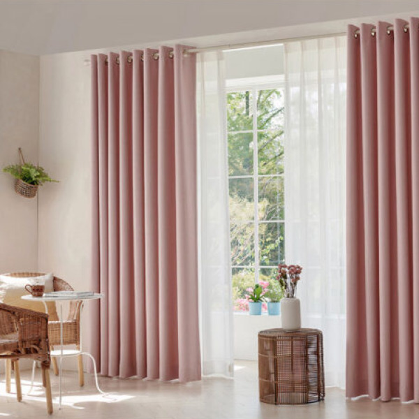 rem_vai_mau_hong_can_nang